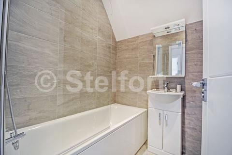 undefined, Archway Road, London, N6
