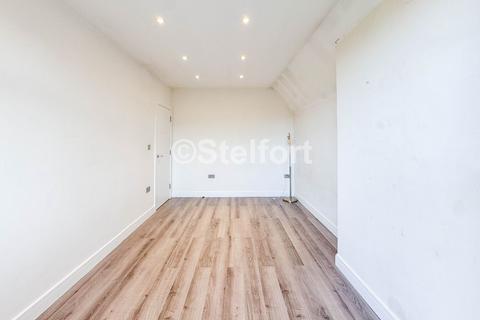 undefined, Archway Road, London, N6