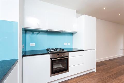 3 bedroom end of terrace house to rent, Belz Drive, London, N15