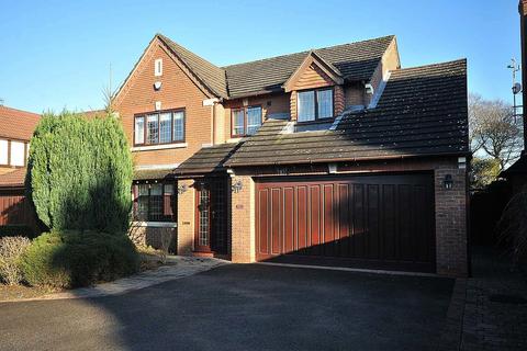 4 bedroom detached house to rent, Aylesby Close, Knutsford