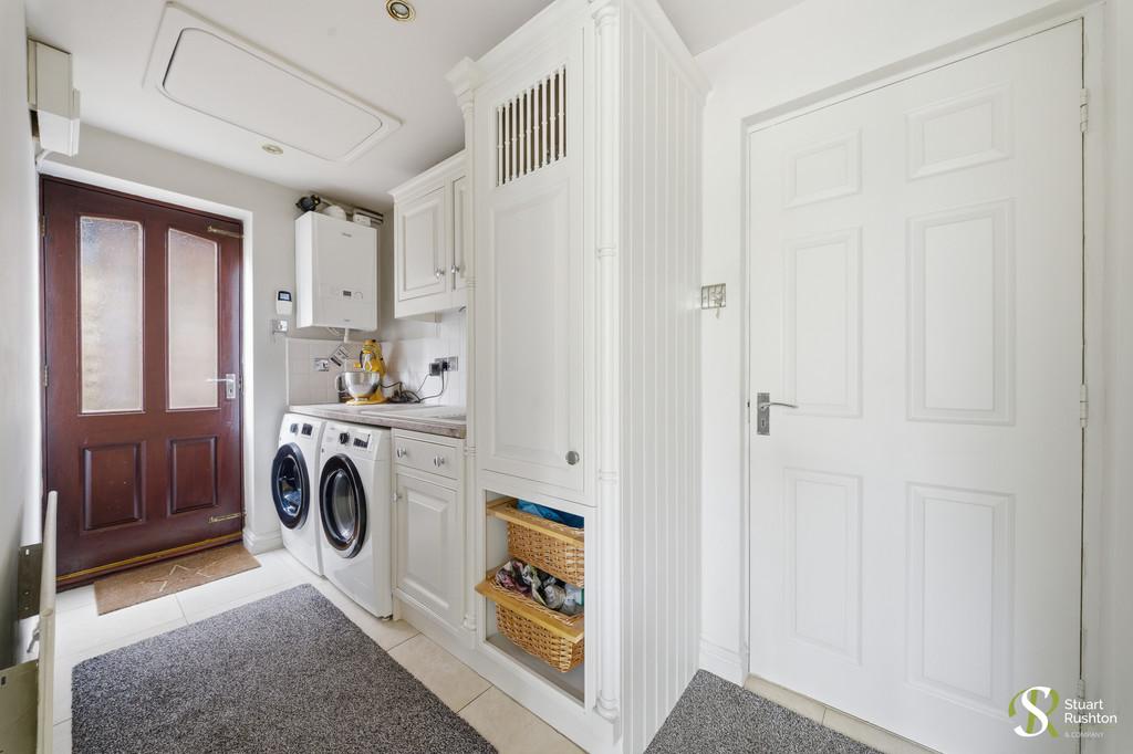 34 Aylesby Close, Knutsford, WA16 8 AE-8