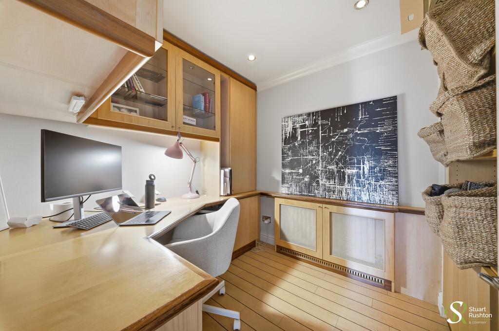 34 Aylesby Close, Knutsford, WA16 8 AE-1