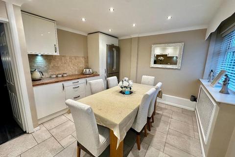 Palmarsh Road, Orpington, Kent, BR5 3SJ