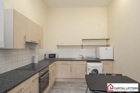 4 bedroom flat to rent, Dumbarton Road, Stirling FK8