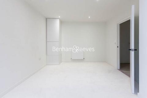 undefined, Habito, Hounslow TW3