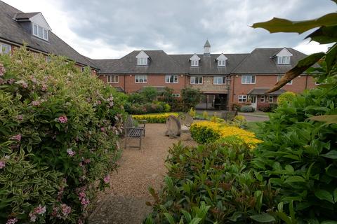 3 bedroom terraced house to rent, Asprey Mews, Beckenham
