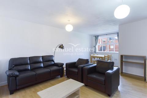 2 bedroom flat to rent, Macmillan Way, London, SW17