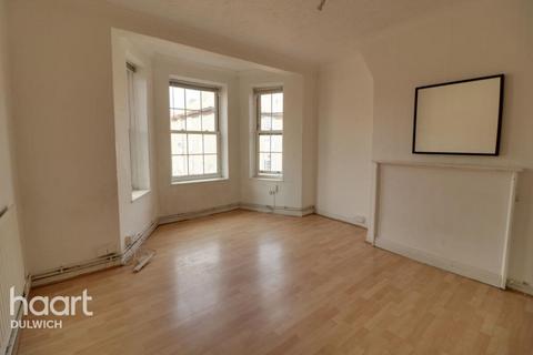 2 bedroom flat to rent, Bowling Green Street, London