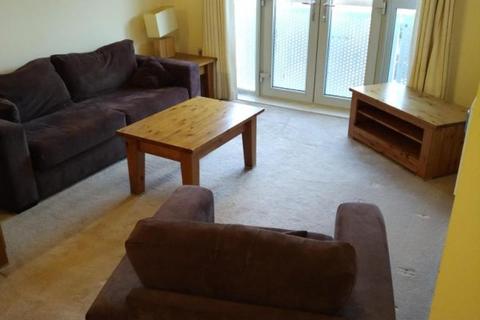 2 bedroom apartment to rent, St Peters Crt, New Charlotte Street, Bristol, BS3 4AS