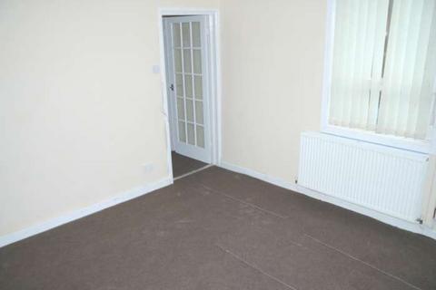 2 bedroom end of terrace house to rent, Church Street, Heaton Norris