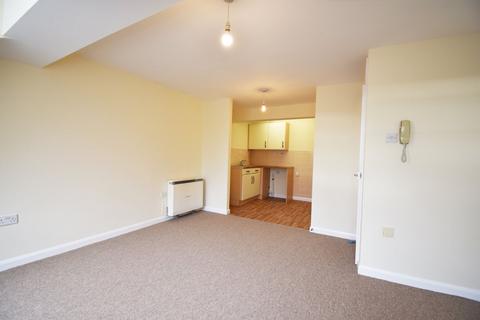 1 bedroom flat to rent, 14 School Lane, Leominster