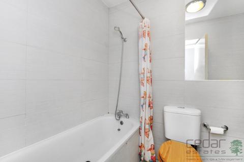 2 bedroom flat to rent, Kilburn High Road, Kilburn NW6