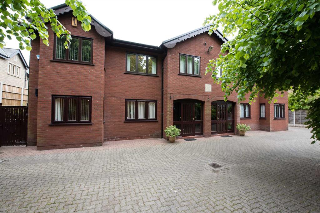 Upper Park Road, Salford 2 bed apartment £325,000