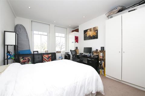 4 bedroom apartment to rent, Upper Street, Islington, London, N1