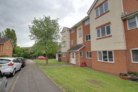 2 bedroom apartment to rent, Ash Drive, Measham