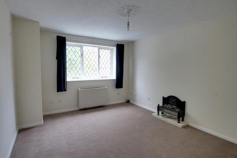 2 bedroom apartment to rent, Ash Drive, Measham