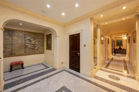 6 bedroom apartment for sale, St. Stephens Close, Avenue Road, St. John's Wood, London, NW8