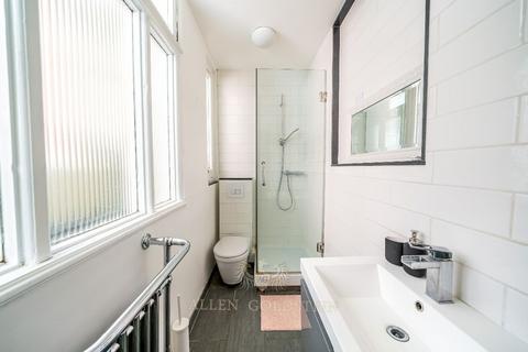 1 bedroom flat to rent, Queen Alexandra Mansion WC1H