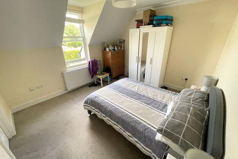 undefined, Delightful 2 bedroom apartment - £1350 pcm