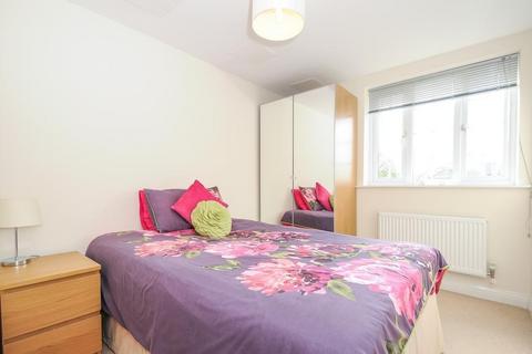 2 bedroom apartment to rent, Medhurst Way,  East Oxford,  OX4