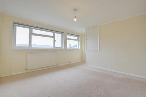 2 bedroom ground floor flat to rent, Alanthus Close, Lee, London, SE12