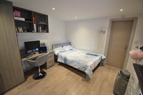 undefined, Cholmeley Road, Reading