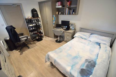 undefined, Cholmeley Road, Reading