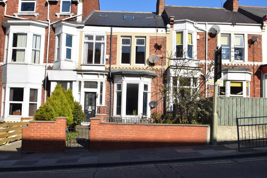Beach Road, South Shields 6 bed block of apartments £200,000