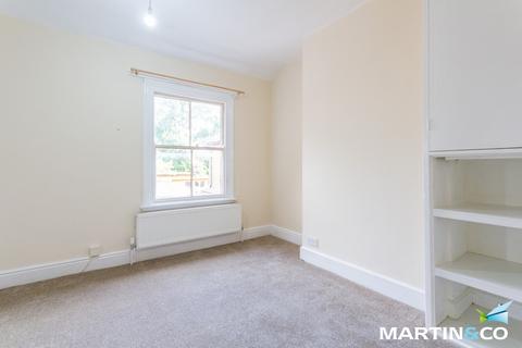 2 bedroom flat to rent, Court Oak Road, Harborne, B17