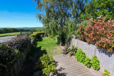 2 bedroom terraced house to rent, Rural Location With Stunning Views in Bodiam