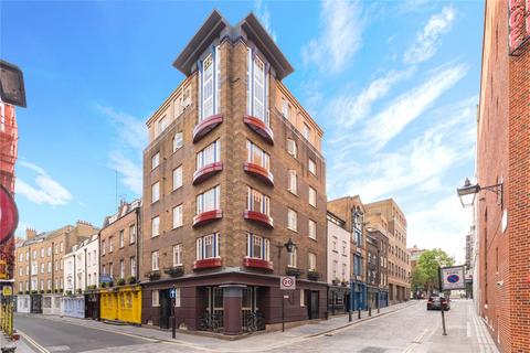 Studio to rent, Mercer Street, Covent Garden, London