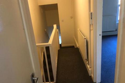 1 bedroom flat to rent, The Woodlands, flat 1 , Birkenhead CH41