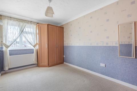 2 bedroom apartment to rent, Tring Road,  Aylesbury,  HP20