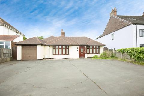2 bedroom detached bungalow for sale, Tamworth Road, Wood End