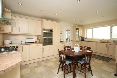 2 bedroom detached bungalow for sale, Tamworth Road, Wood End
