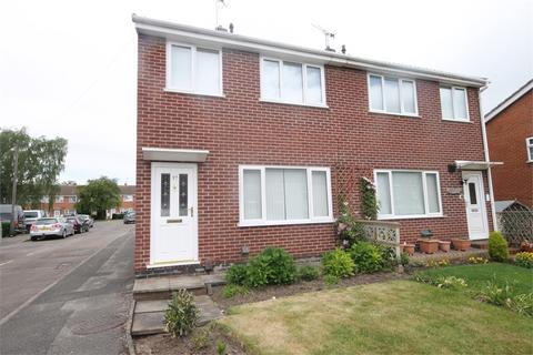 3 bedroom semi-detached house to rent, Kingsnorth Close, Newark, Nottinghamshire.