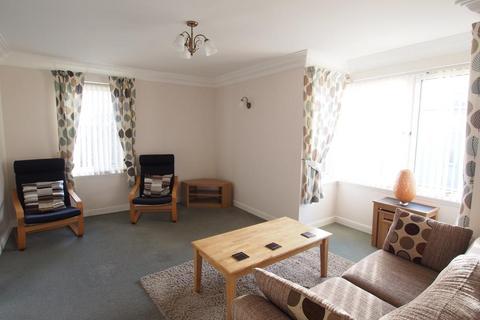 2 bedroom flat to rent, Thorngrove Place, Aberdeen, AB15