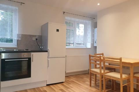 2 bedroom flat to rent, BRYONY ROAD, WHITE CITY, LONDON W12