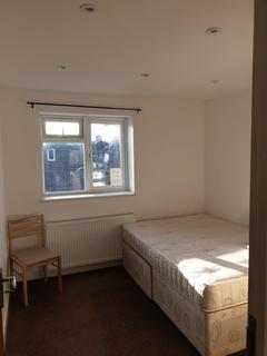 2 bedroom flat to rent, BRYONY ROAD, WHITE CITY, LONDON W12