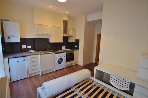 1 bedroom flat to rent, 82-90 Old Christchurch Road, Bournemouth,