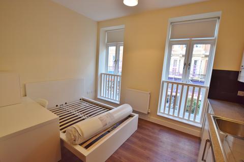 1 bedroom flat to rent, 82-90 Old Christchurch Road, Bournemouth,