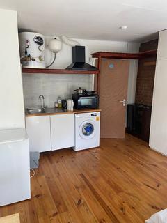 Studio to rent, NORTH END ROAD, WEST KENSINGTON, LONDON W14