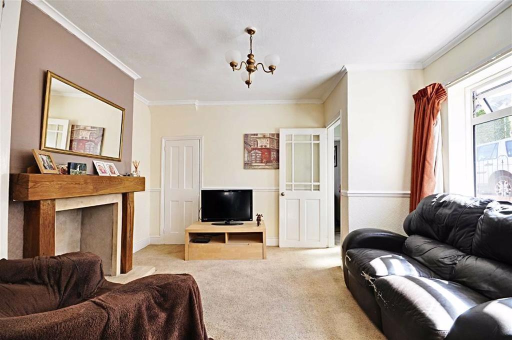 Vauxhall Street, Worcester 3 bed semidetached house £200,000