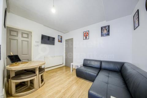 5 bedroom house share to rent - Grafton Street