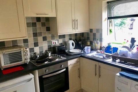 2 bedroom flat to rent, Swan Gardens, Erdington, B23