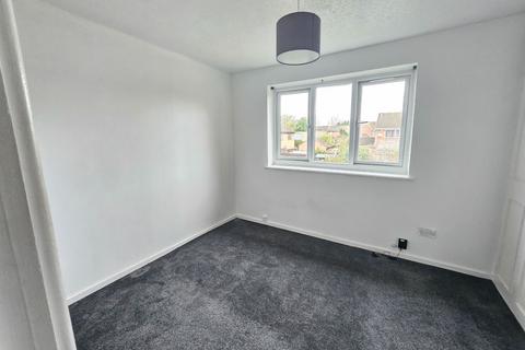 1 bedroom flat to rent, Warren Drive, Thurmaston, Leicester LE4