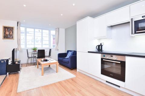 undefined, Richmond,  Surrey,  TW9