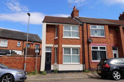 2 bedroom terraced house to rent, Kingsthorpe, Northampton NN2