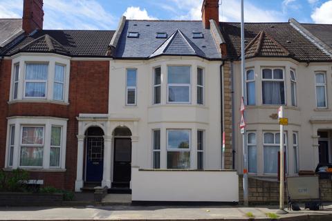 Studio to rent, 55 Harlestone Road, Northampton NN5