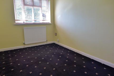 2 bedroom semi-detached house to rent, Romsey  Mallard Close  UNFURNISHED